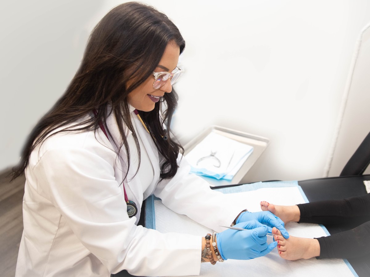 Diabetic Foot Self Exam in 60&nbsp;Seconds